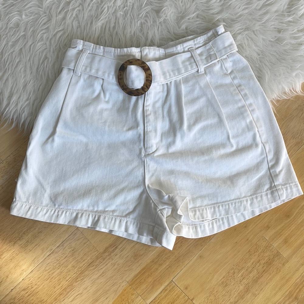 Zara Highwasited shorts Size 6